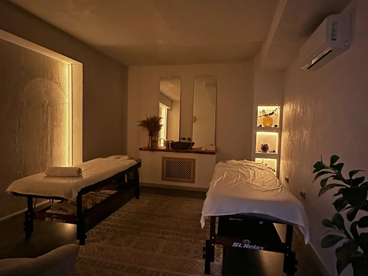 Уголок Dusha SPA