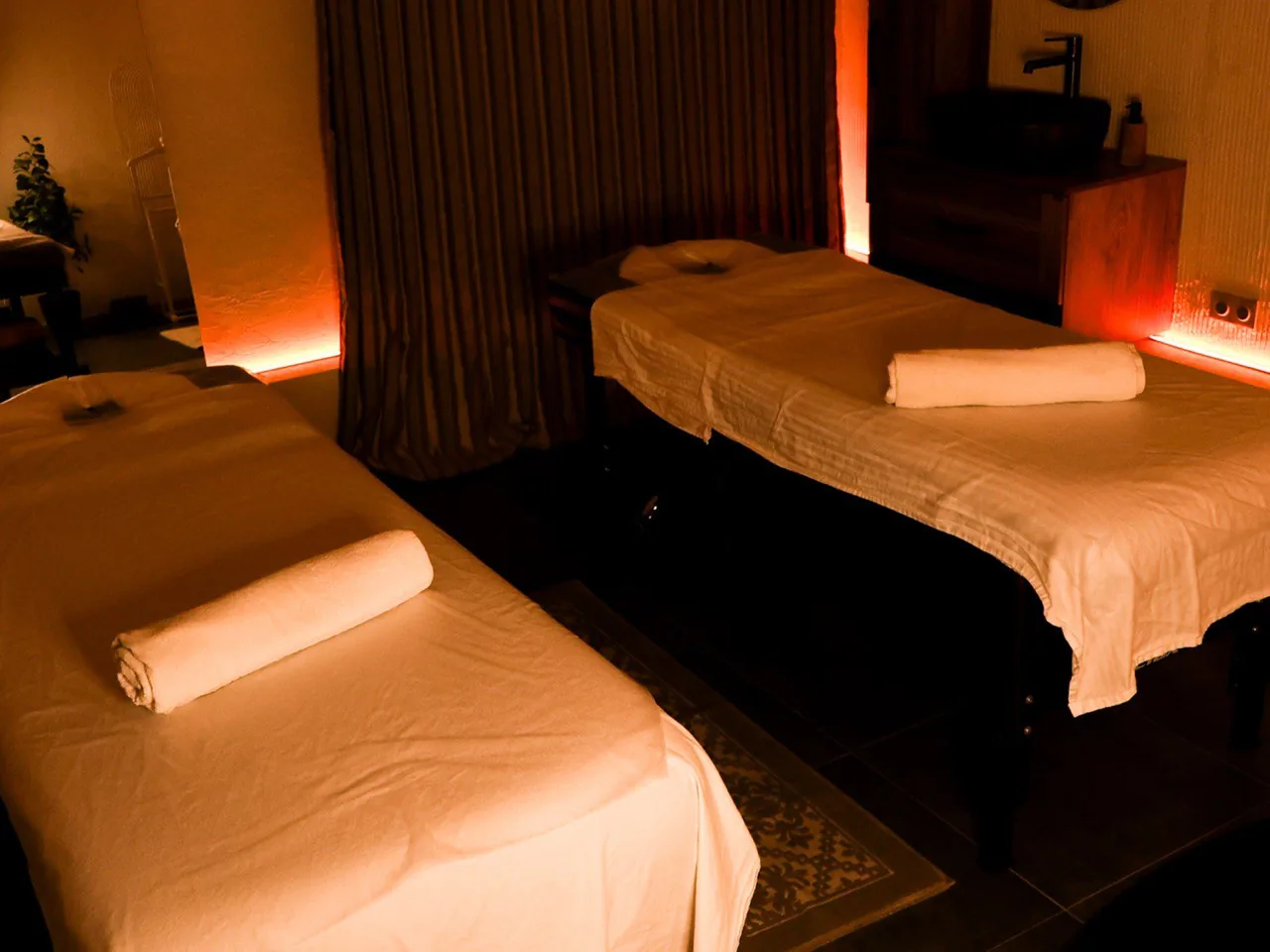 Зал для парного массажа на двоих в Dusha spa